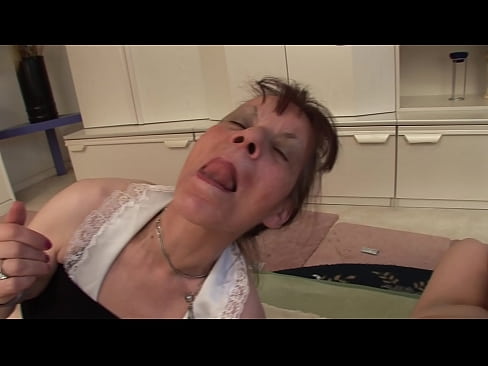 ❤️ To bedstemødre og en bedstefar har en trekant ❤ Sex video at da.desixxxtube.ru