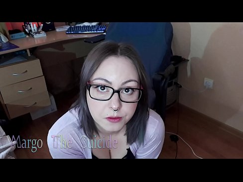 ❤️ Sexet pige med briller sutter Dildo dybt på kamera ❤ Sex video at da.desixxxtube.ru