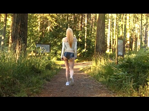 ❤️ Smuk kvinde bevæger sig langsomt, ikke nøgen video ❤ Sex video at da.desixxxtube.ru